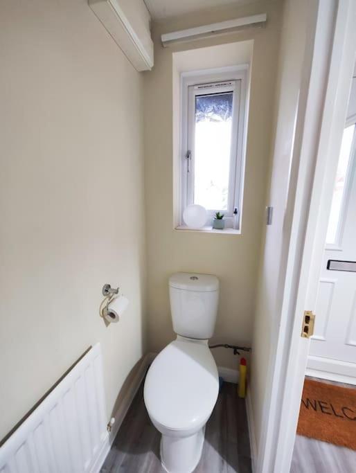 Harmony In Bicester Villa Bagian luar foto
