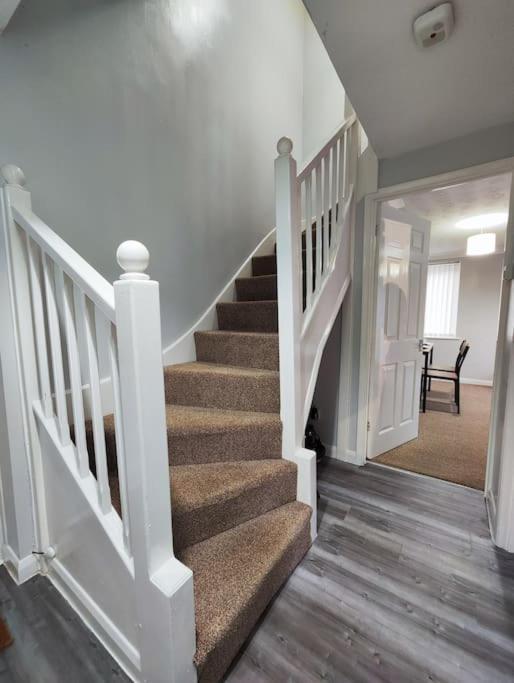 Harmony In Bicester Villa Bagian luar foto