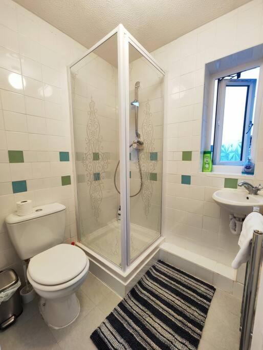 Harmony In Bicester Villa Bagian luar foto