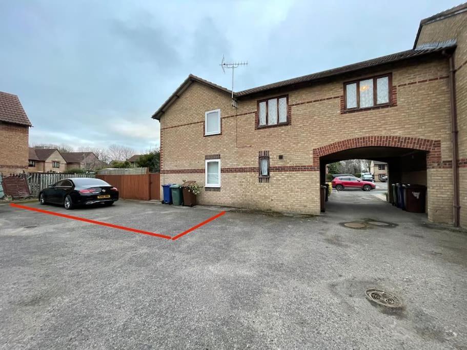 Harmony In Bicester Villa Bagian luar foto